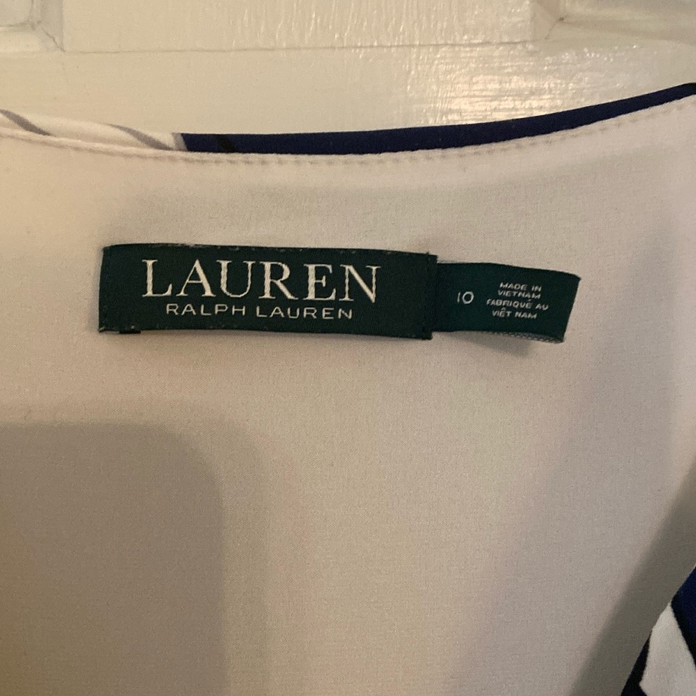 Lauren Ralph Lauren White & Navy Blue Floral V-Neck Dress - Picture 2 of 9